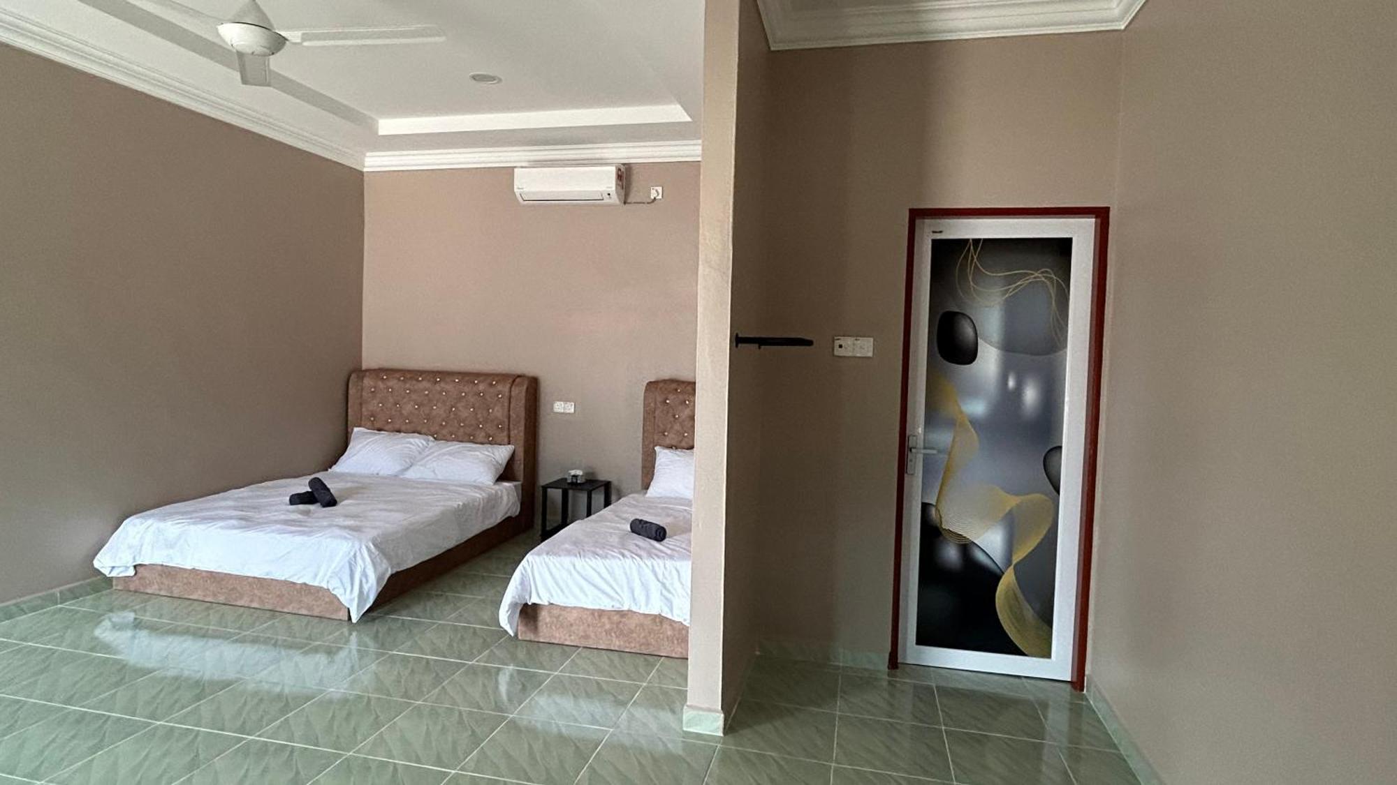 Sasuka Chalet Pantai Pandak Куала Теренгану Екстериор снимка